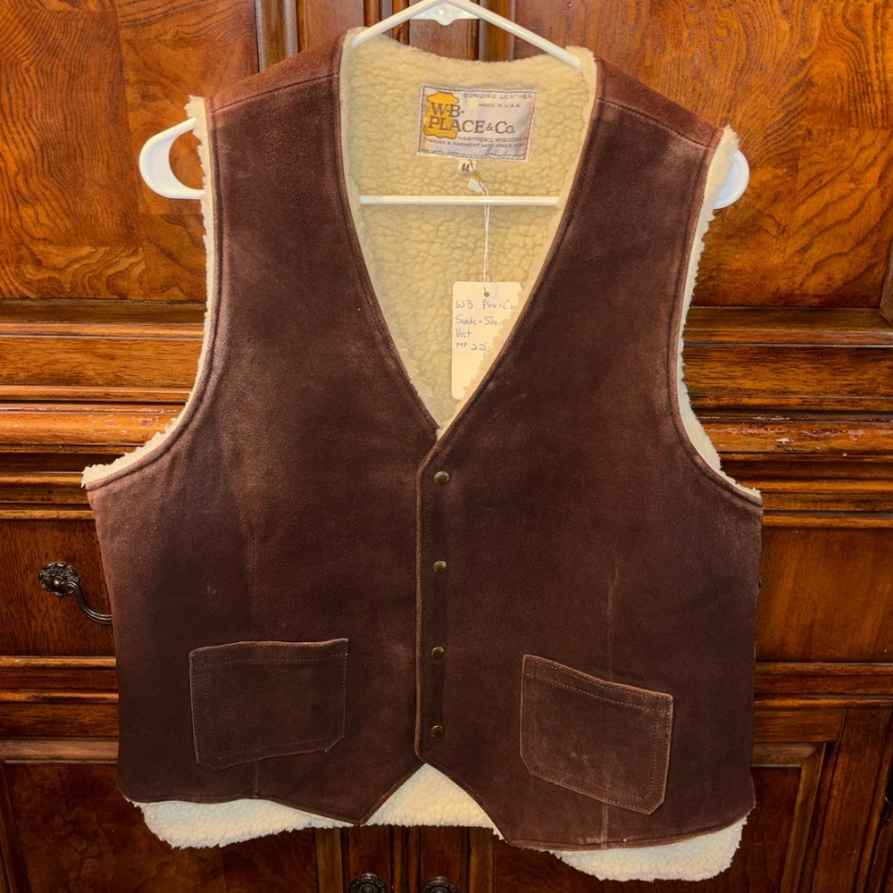 Vintage W.B. Place & Co Suede & Sherpa Brown Vest with Pockets Size 44